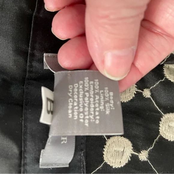 Ann Taylor Black/Cream Geometric A-Line Skirt, Size 14 - Picture 5 of 5